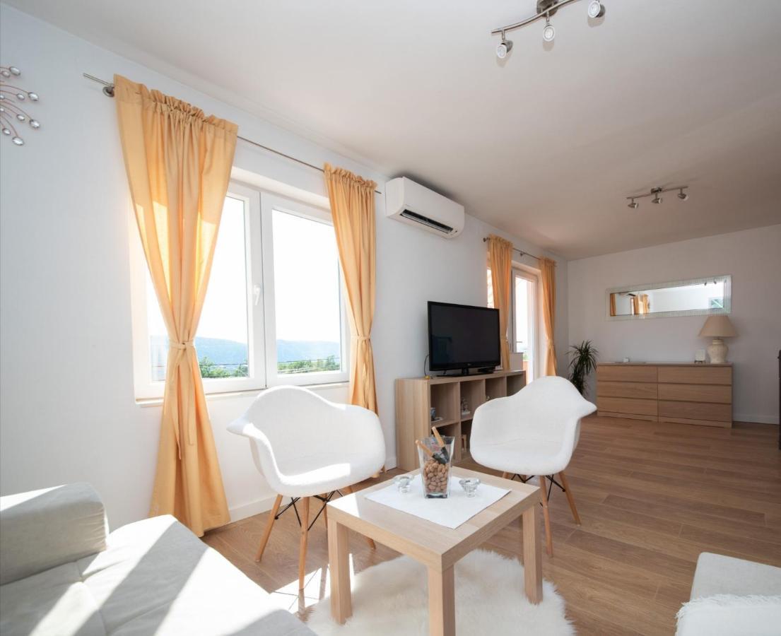 Apartment Sous Les Rochers Grizane-Belgrad