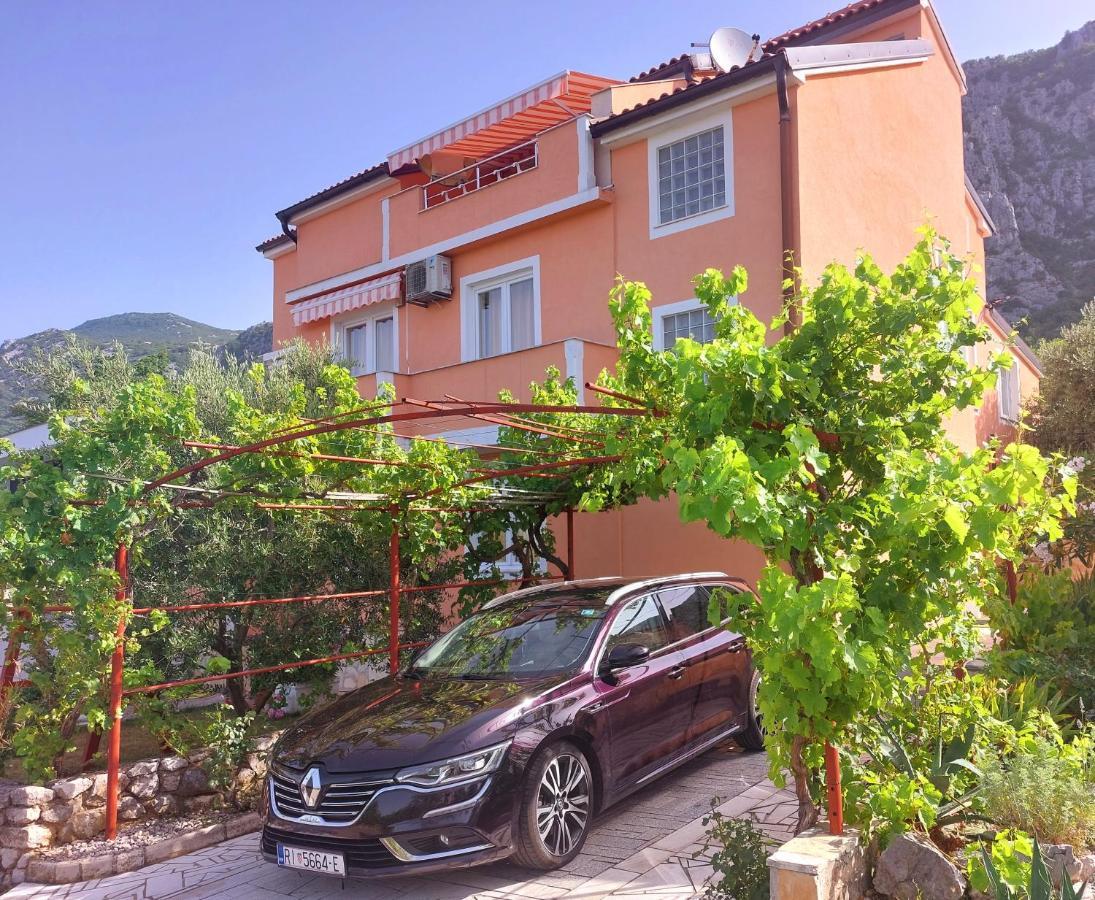Apartment Sous Les Rochers *